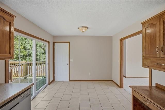 1704 N LAZY BRANCH Road — photo 15
