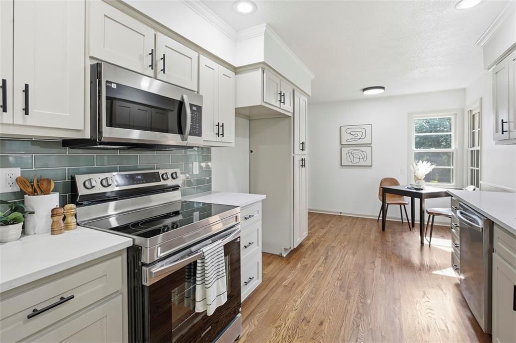 1203 NE 64th Terrace — photo 9