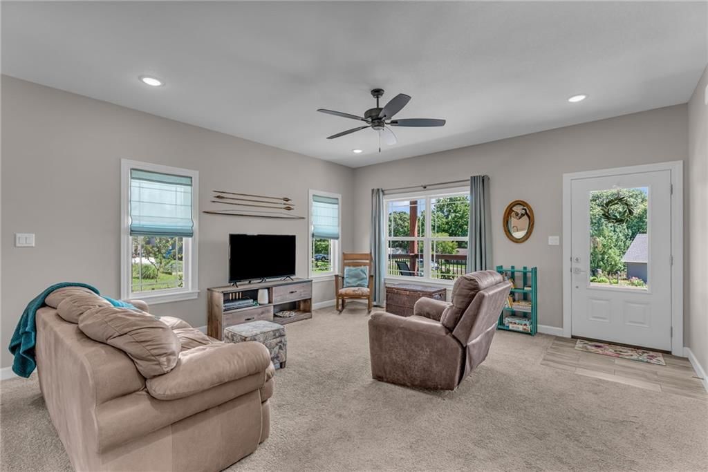 5365 Choctaw Lane — photo 9
