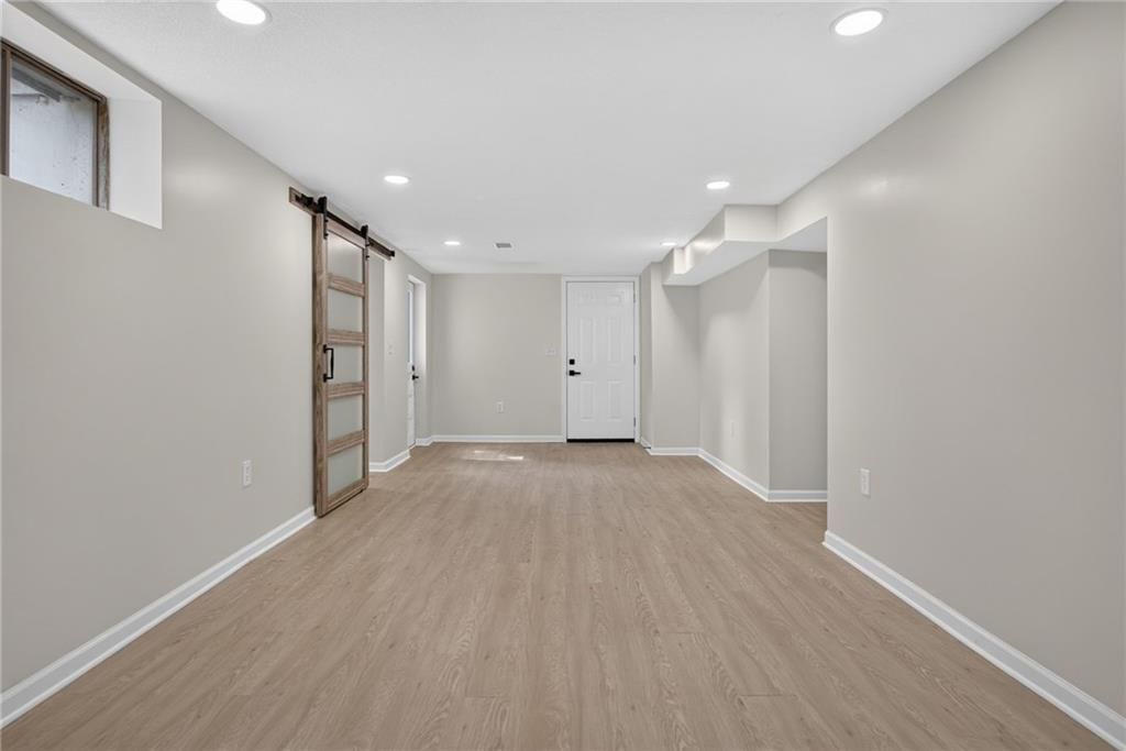 5704 Ewing Avenue — photo 29