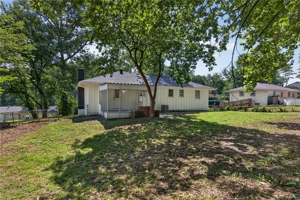 5704 Ewing Avenue — photo 37