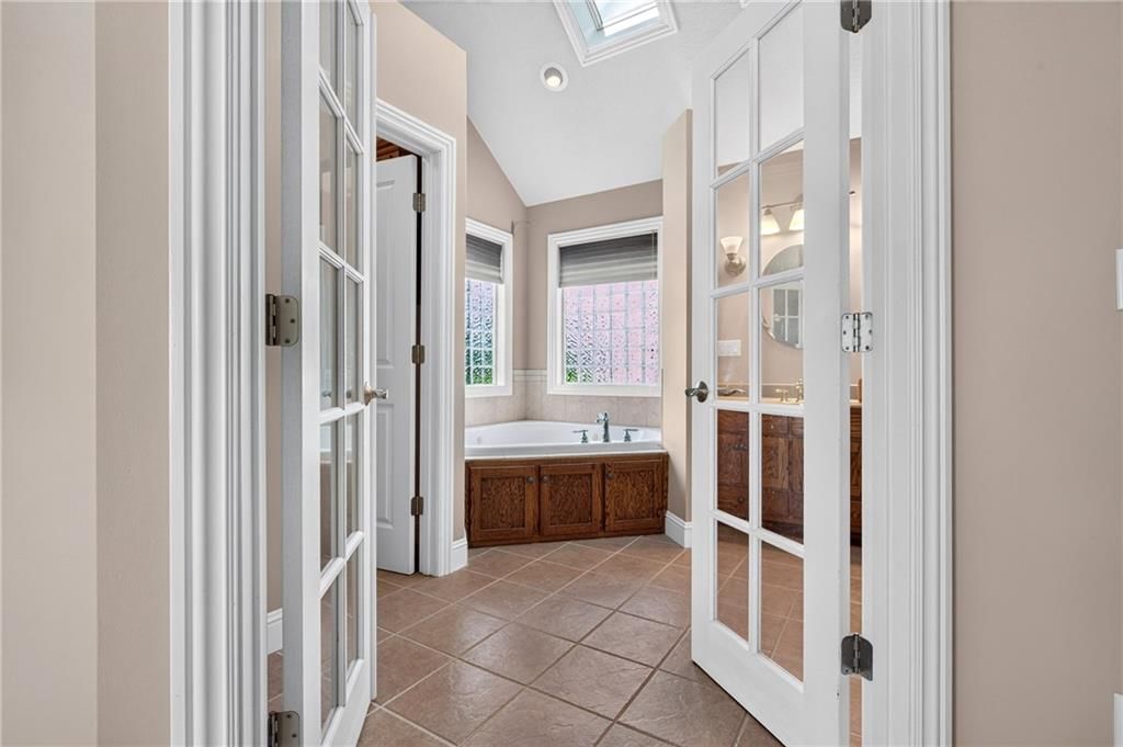 1210 Cedar Crest Circle — photo 29