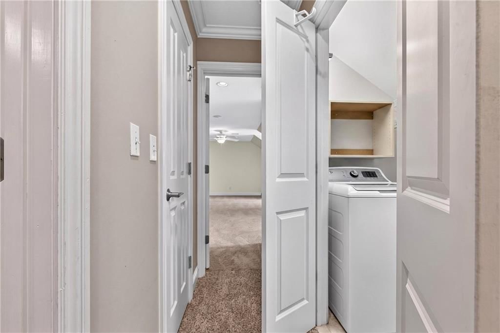 1210 Cedar Crest Circle — photo 41