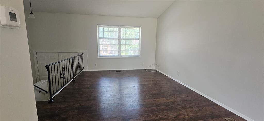 610 NE Lynn Street — photo 4