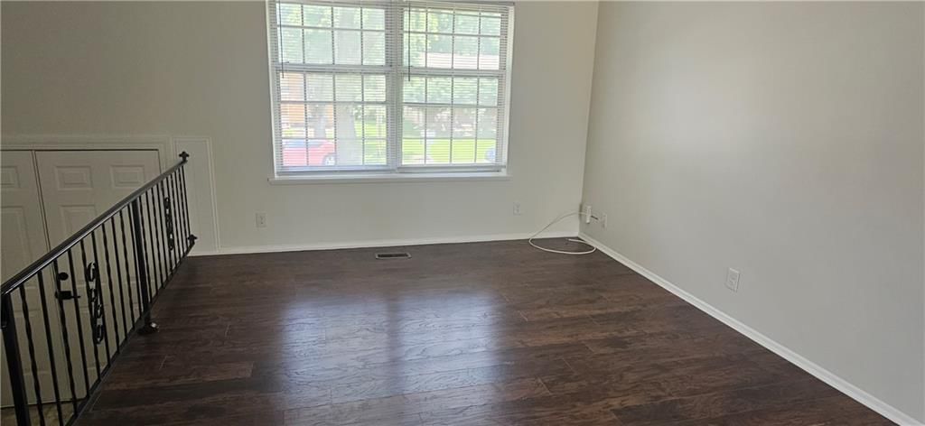 610 NE Lynn Street — photo 8