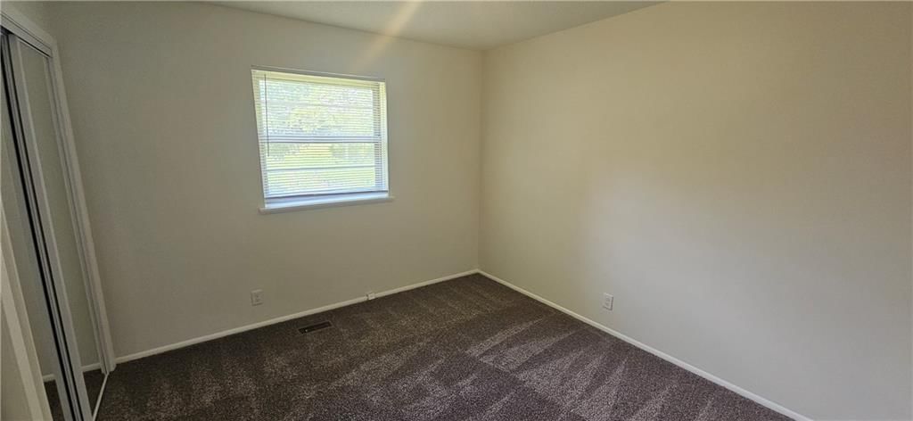 610 NE Lynn Street — photo 13
