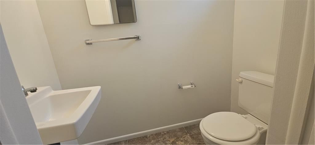 610 NE Lynn Street — photo 17