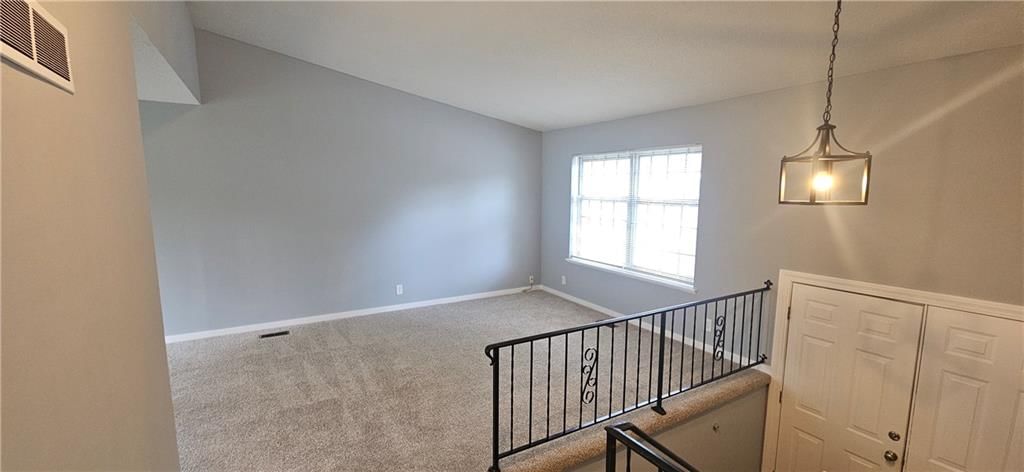 610 NE Lynn Street — photo 21