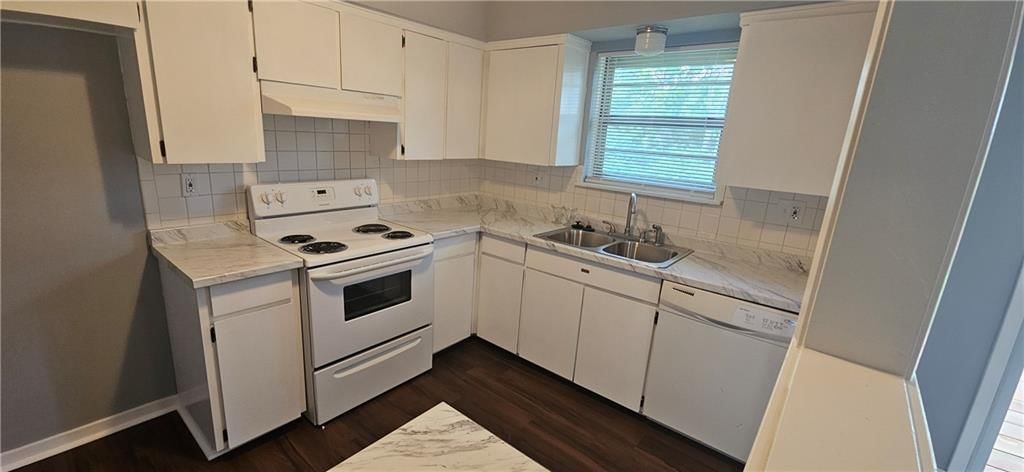 610 NE Lynn Street — photo 23