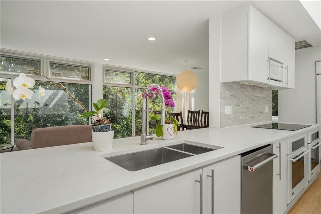 20602 CRICKETT Lane — photo 32