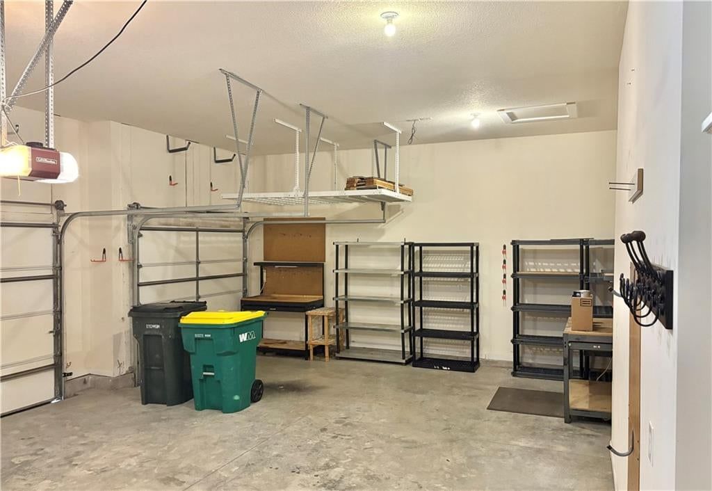 848 N Alder Street — photo 15