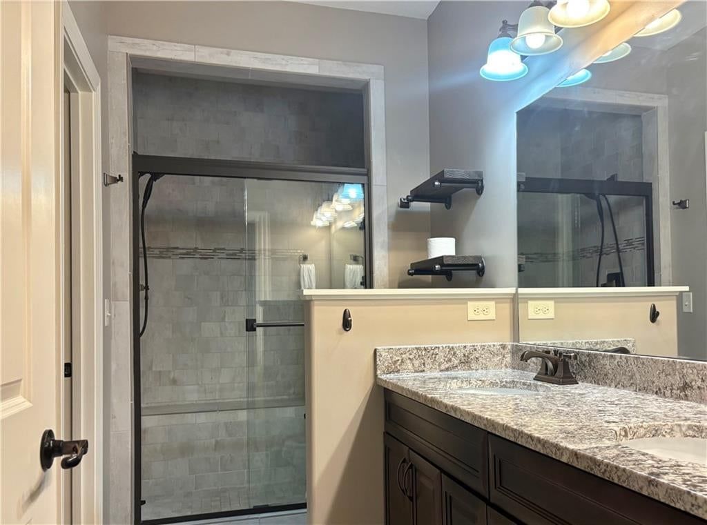 848 N Alder Street — photo 18