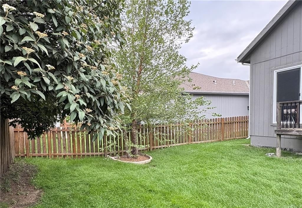 848 N Alder Street — photo 27