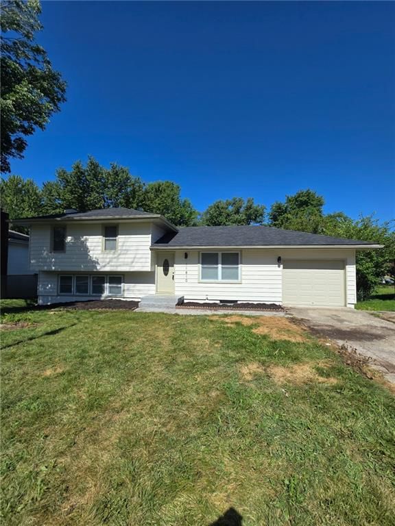 11810 Smalley Avenue — photo 1