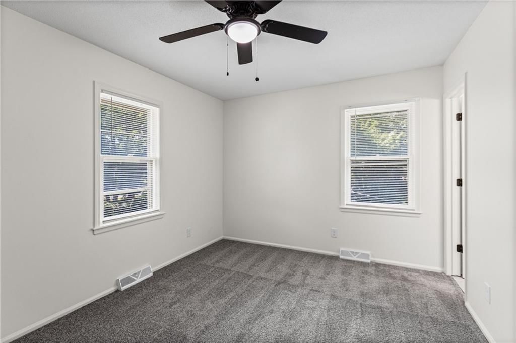 11810 Smalley Avenue — photo 11