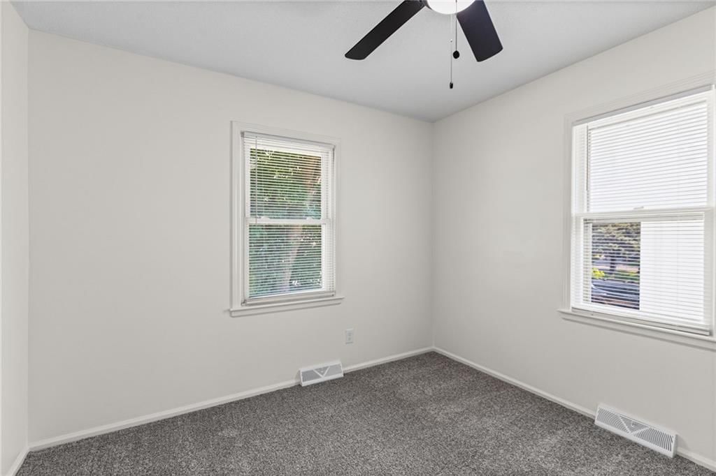 11810 Smalley Avenue — photo 18
