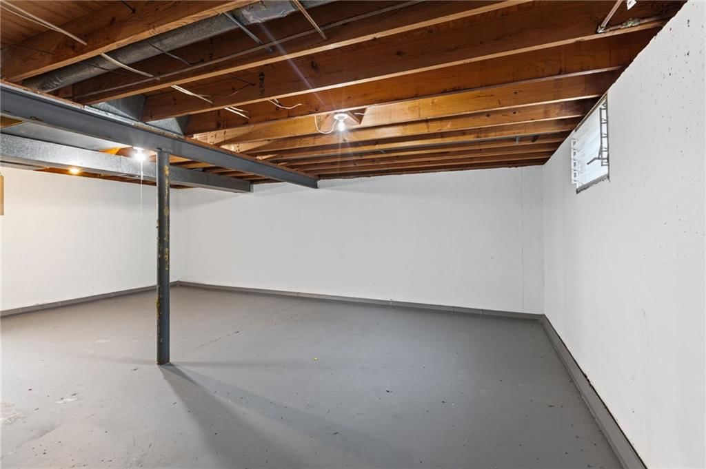 11810 Smalley Avenue — photo 25