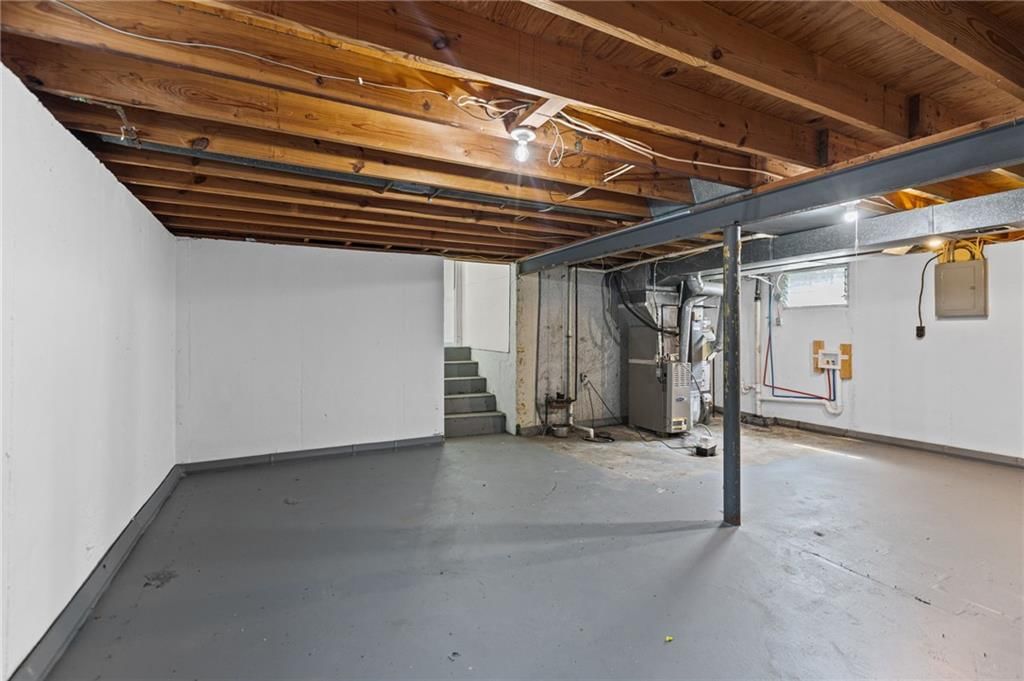 11810 Smalley Avenue — photo 26