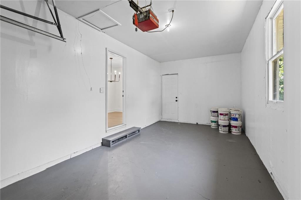 11810 Smalley Avenue — photo 30