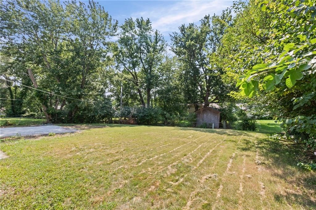11810 Smalley Avenue — photo 38
