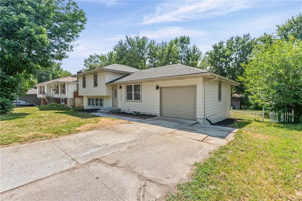 11810 Smalley Avenue — photo 41