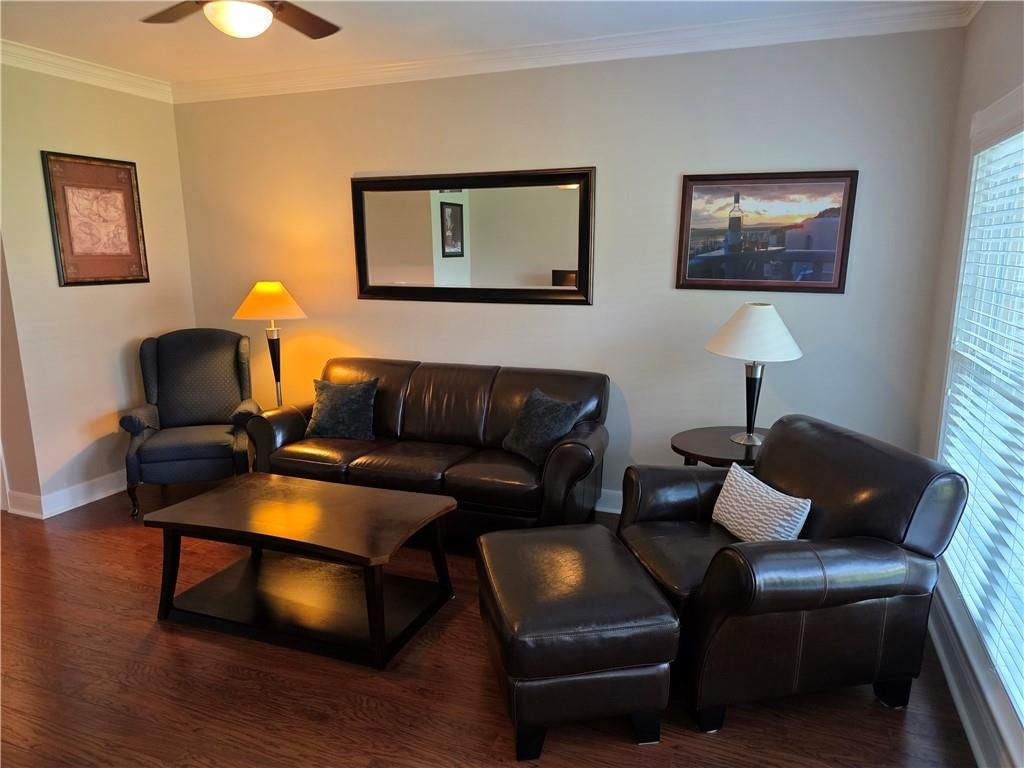 11628 TOMAHAWK CREEK Parkway — photo 4