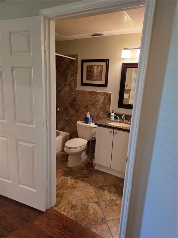 11628 TOMAHAWK CREEK Parkway — photo 15