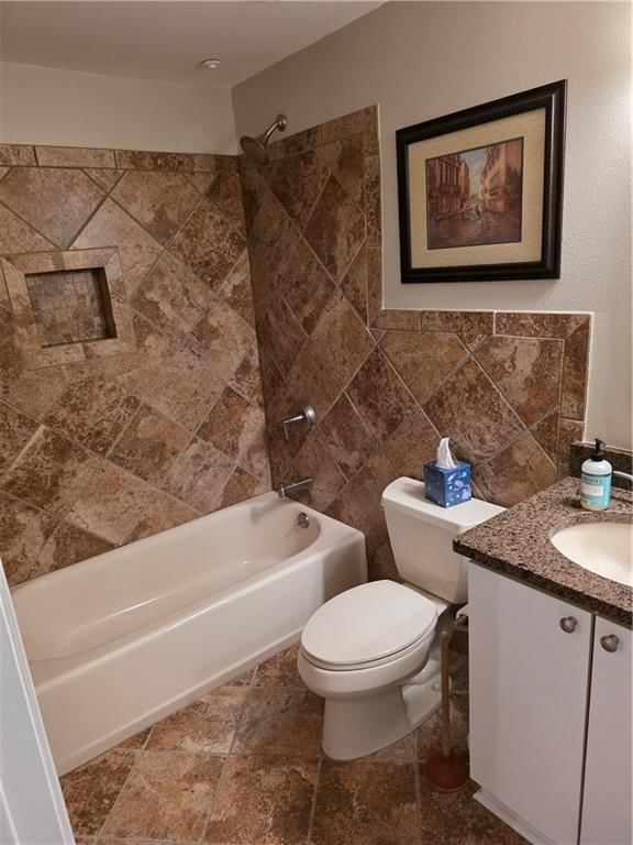 11628 TOMAHAWK CREEK Parkway — photo 16