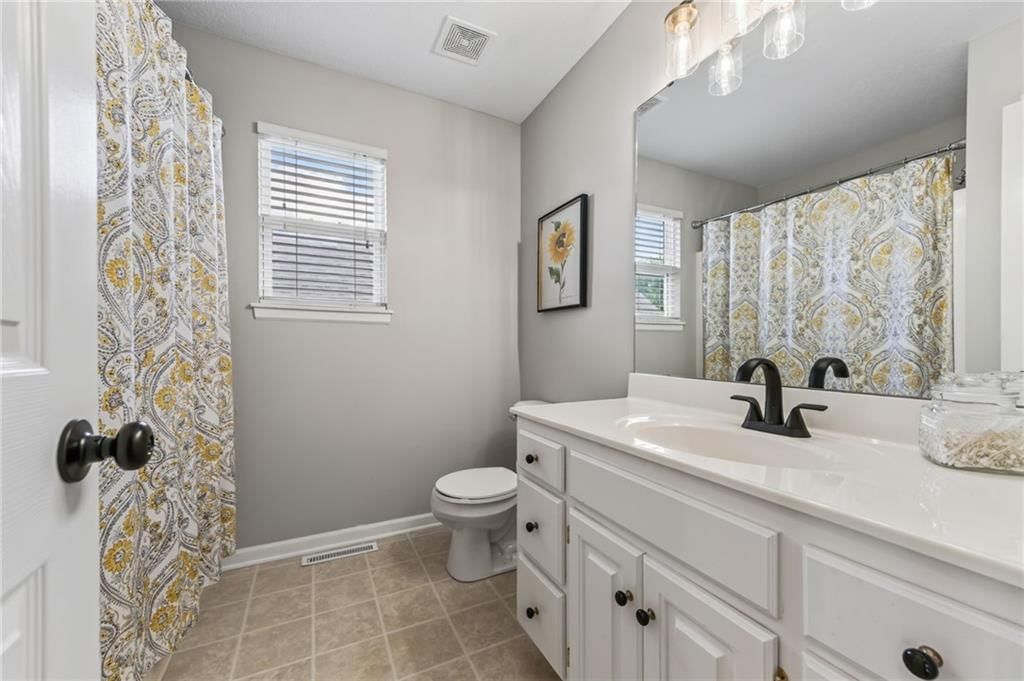 1126 N Glenview Avenue — photo 23