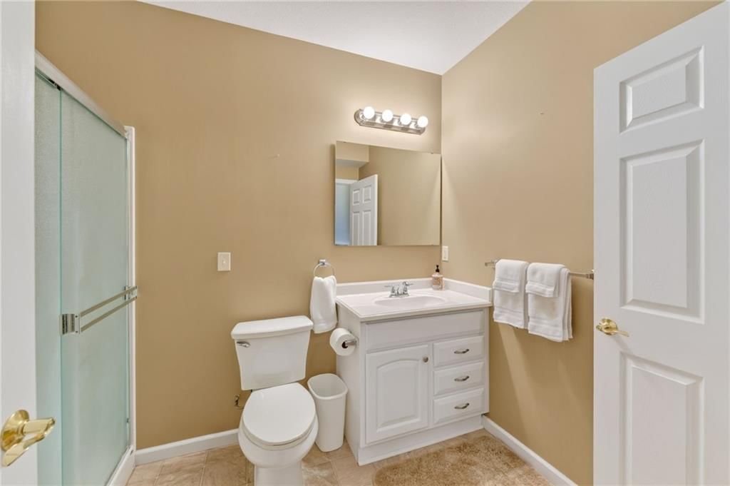 1126 N Glenview Avenue — photo 37