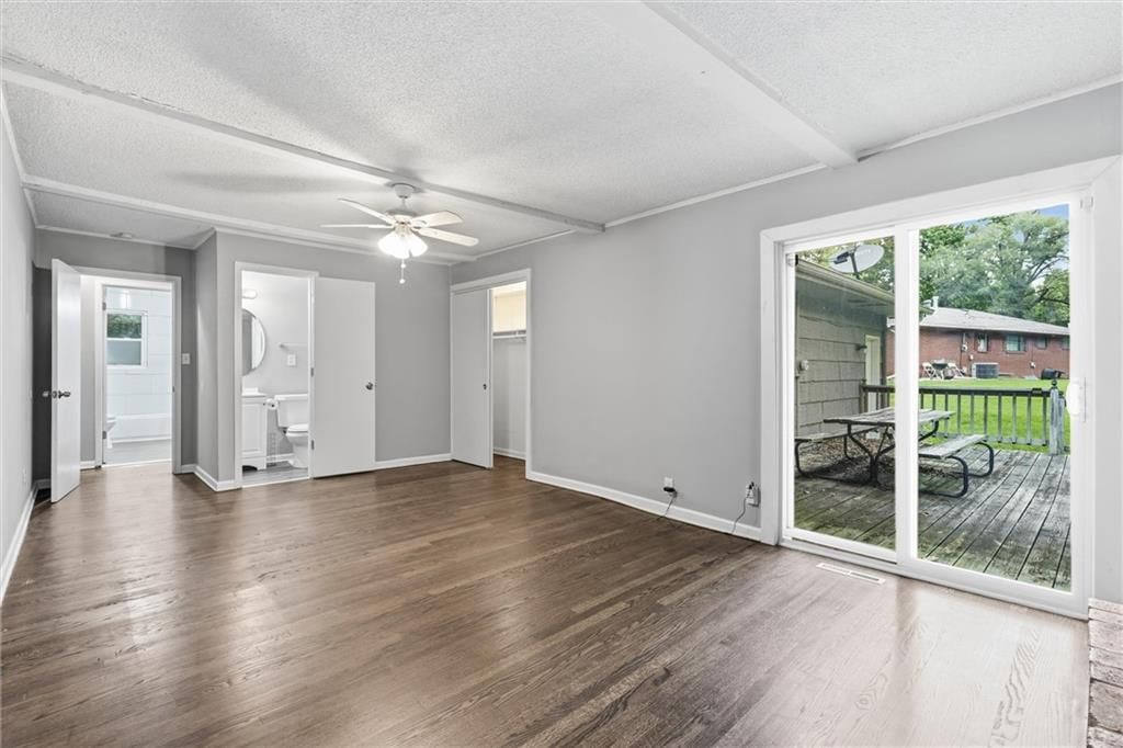 6537 Sears Drive — photo 8