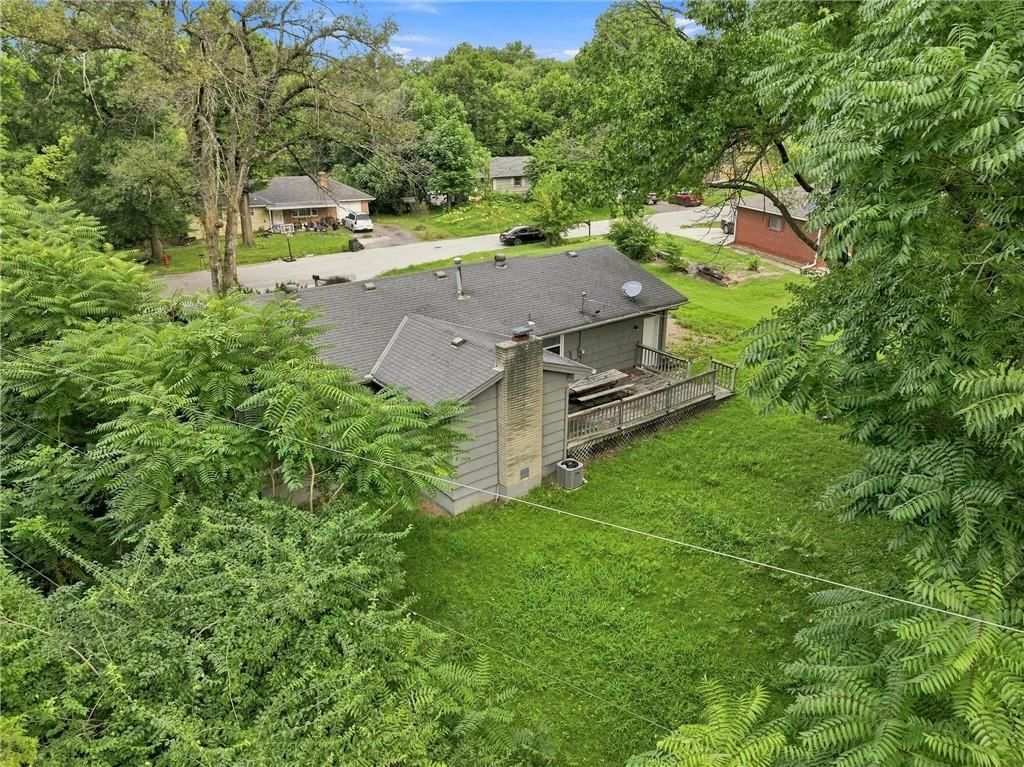 6537 Sears Drive — photo 30