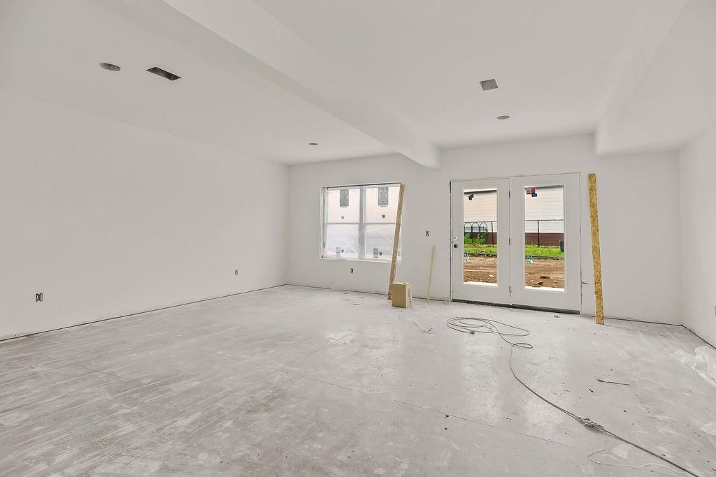 803 Kellogg Street — photo 21