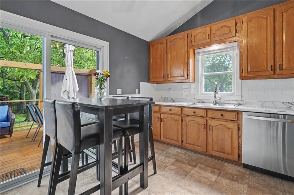 321 Dearborn Street — photo 12