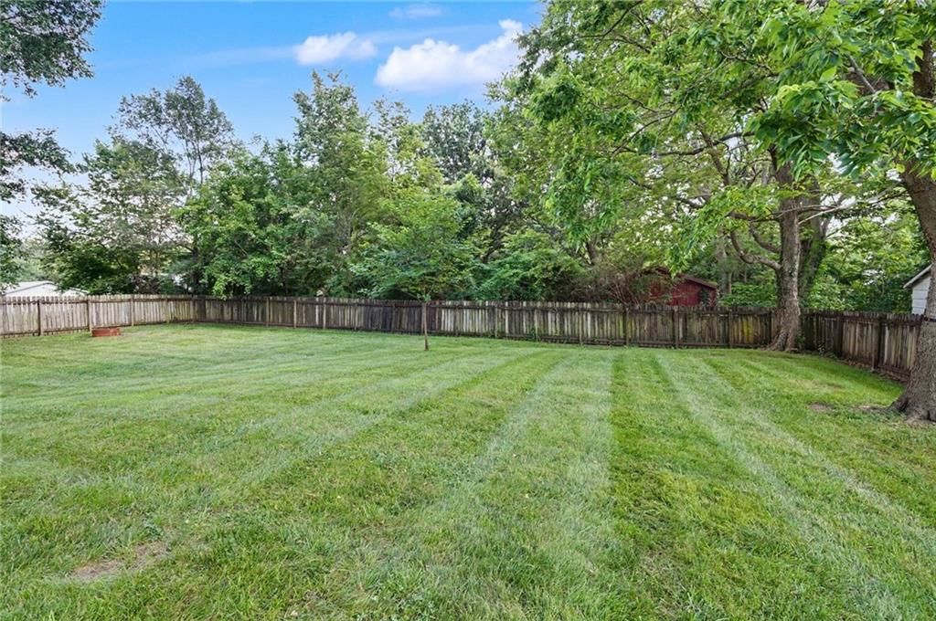 321 Dearborn Street — photo 37