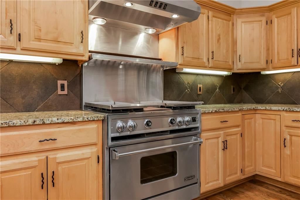 808 SW Springwater Lane — photo 34