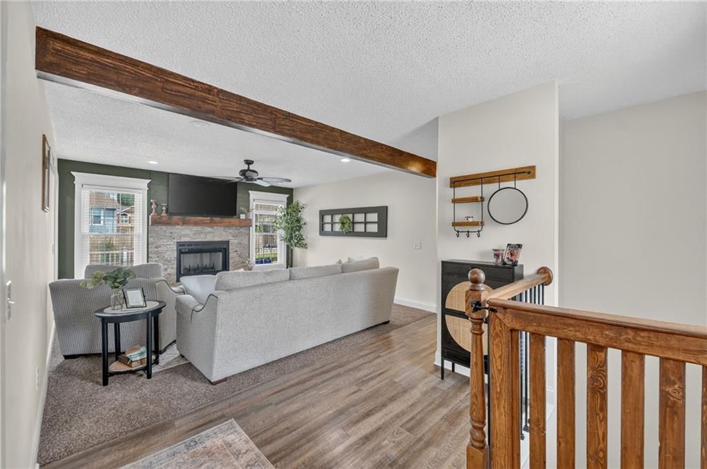 503 NEWPORT Drive — photo 4