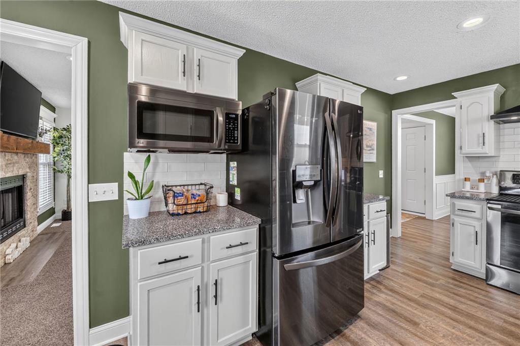 503 NEWPORT Drive — photo 13