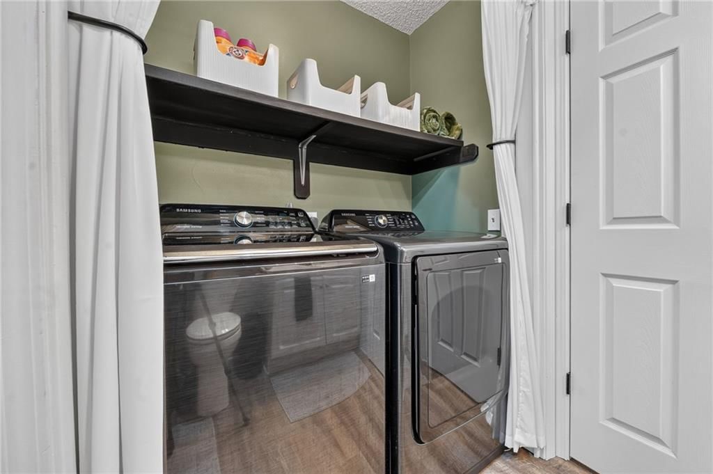 503 NEWPORT Drive — photo 21