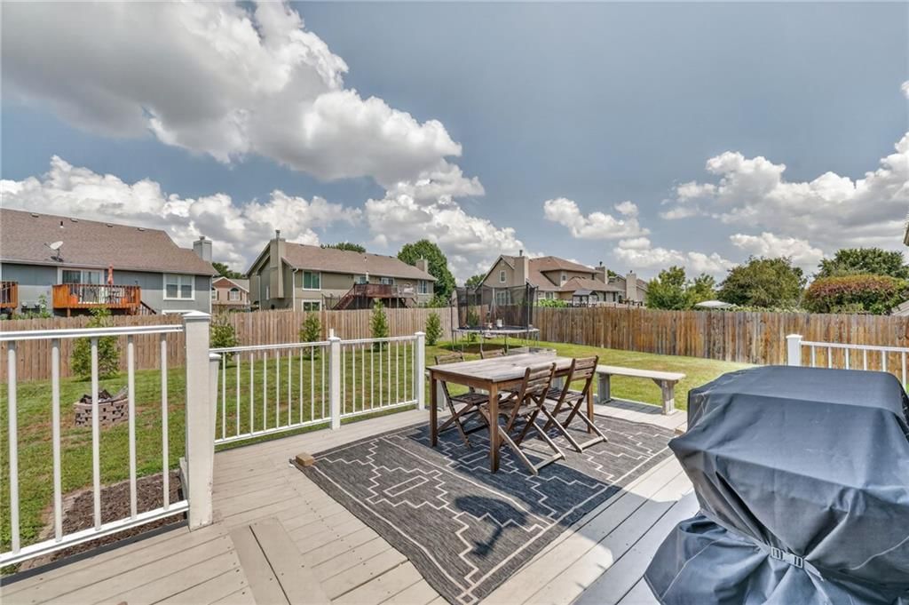 503 NEWPORT Drive — photo 37