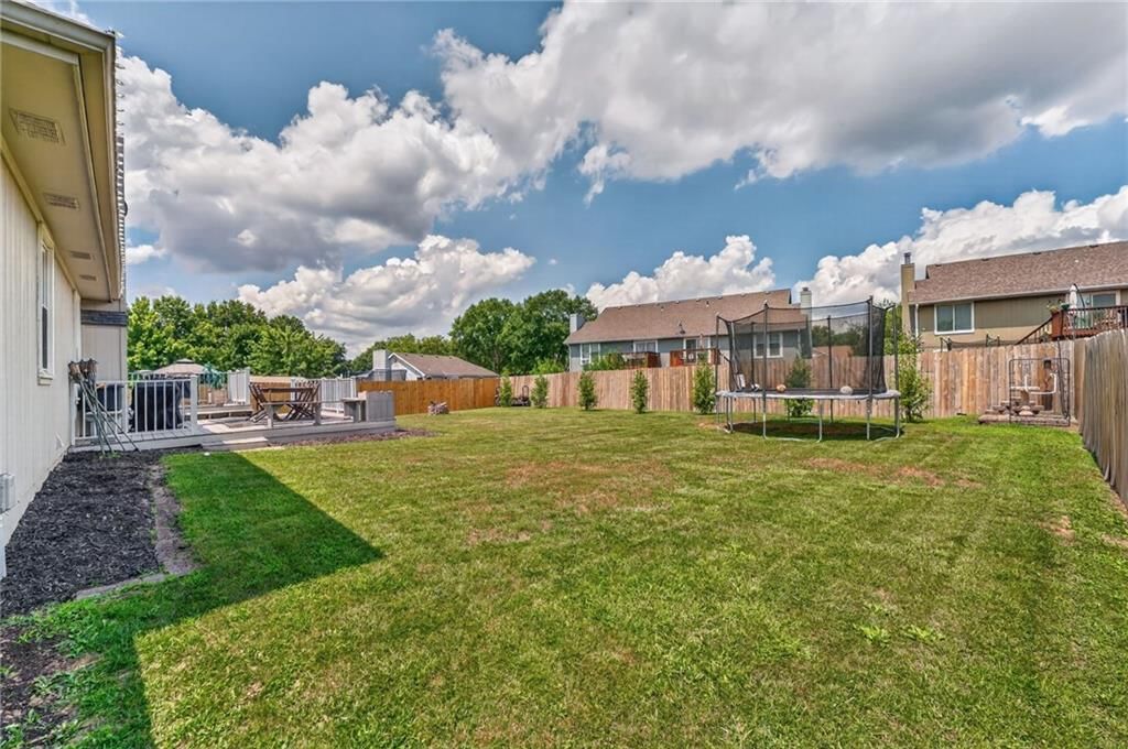 503 NEWPORT Drive — photo 38