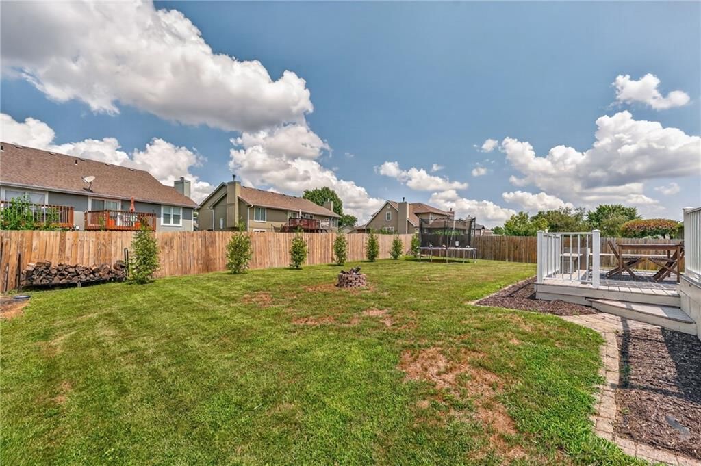 503 NEWPORT Drive — photo 40