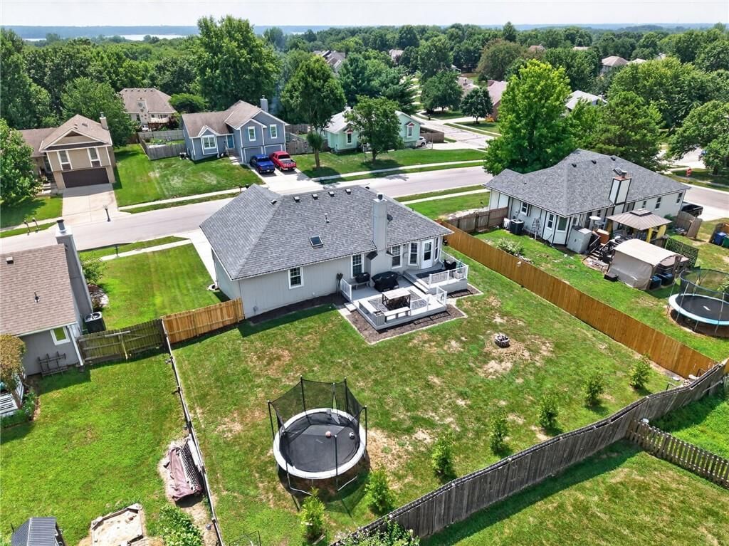 503 NEWPORT Drive — photo 41