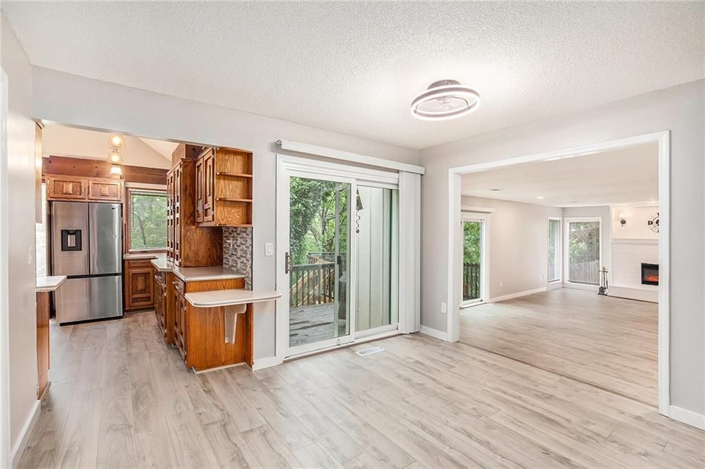 13805 W 78th Terrace — photo 9