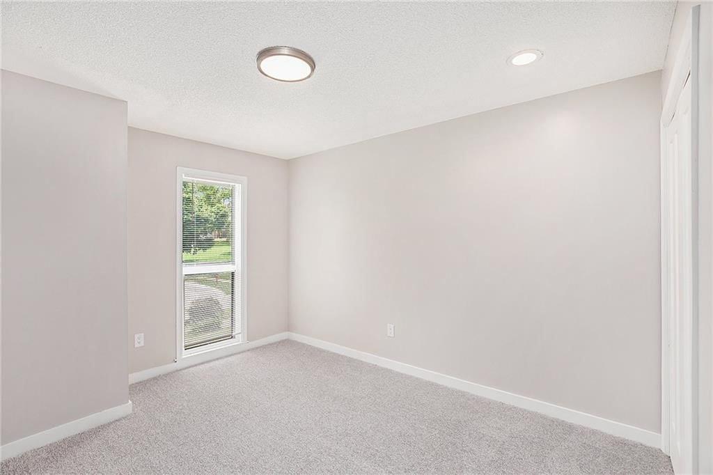 13805 W 78th Terrace — photo 20