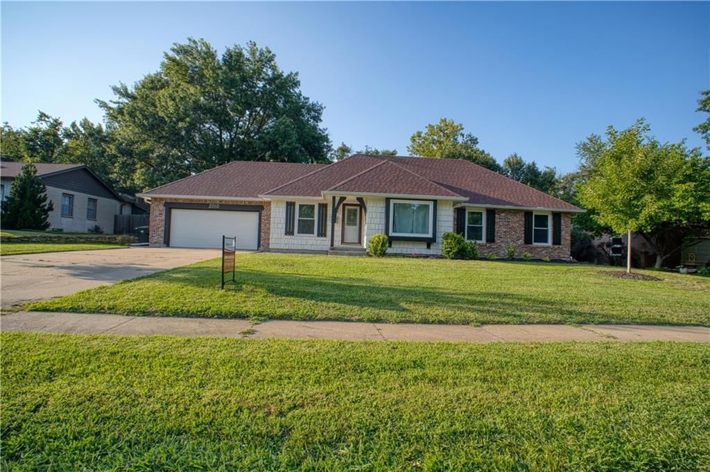 2010 SW 33rd Street, Topeka, KS