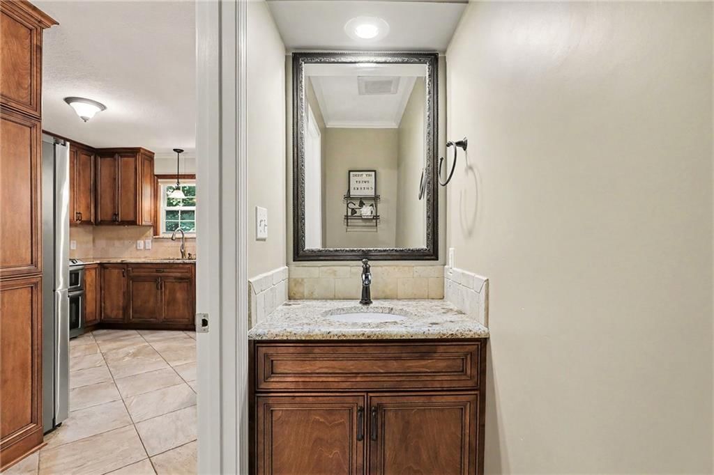722 Deerfield Street — photo 11
