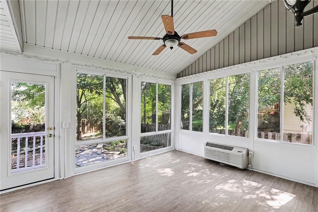 722 Deerfield Street — photo 28