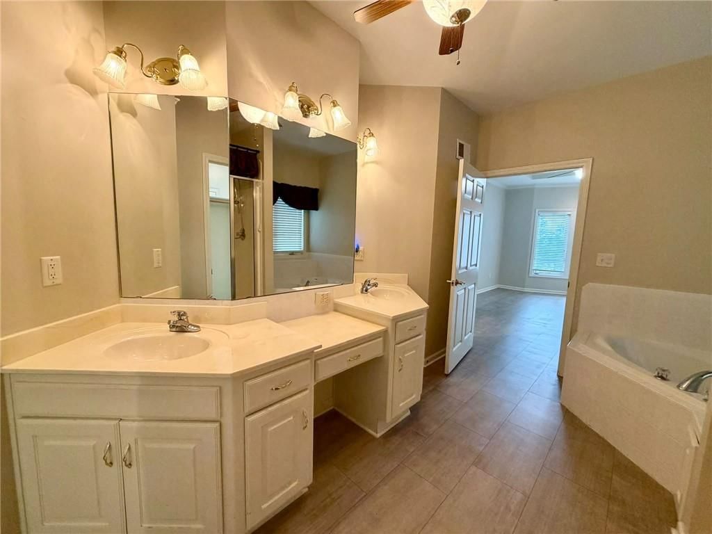 2514 SW Wintervalley Court — photo 44