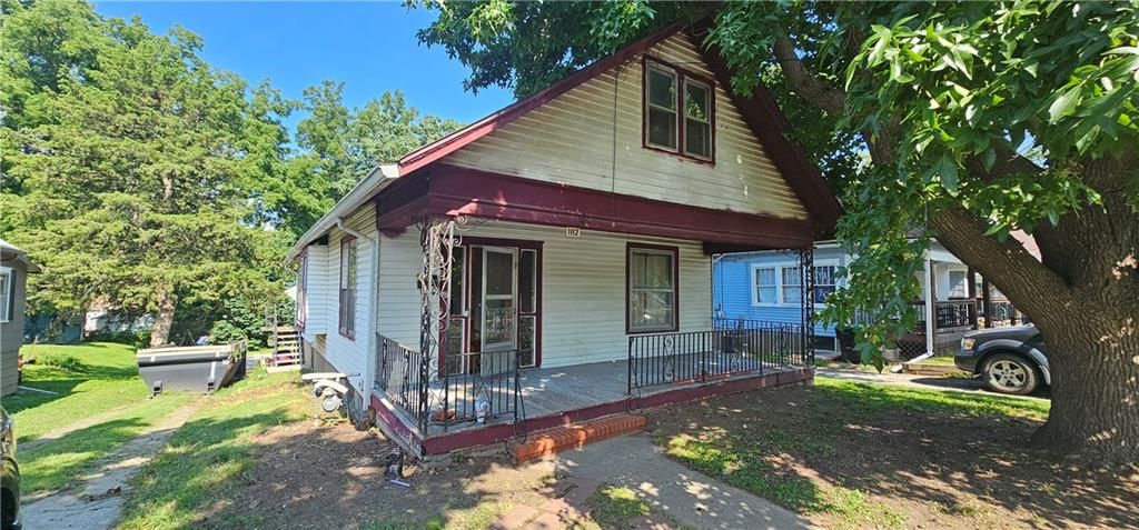 1112 N Osage Street — photo 2